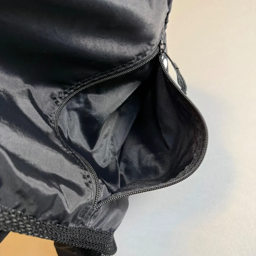 Brooks Running Drawstring Cinch Bag‎ Black Mesh Panel Zipper Pocket Backpack